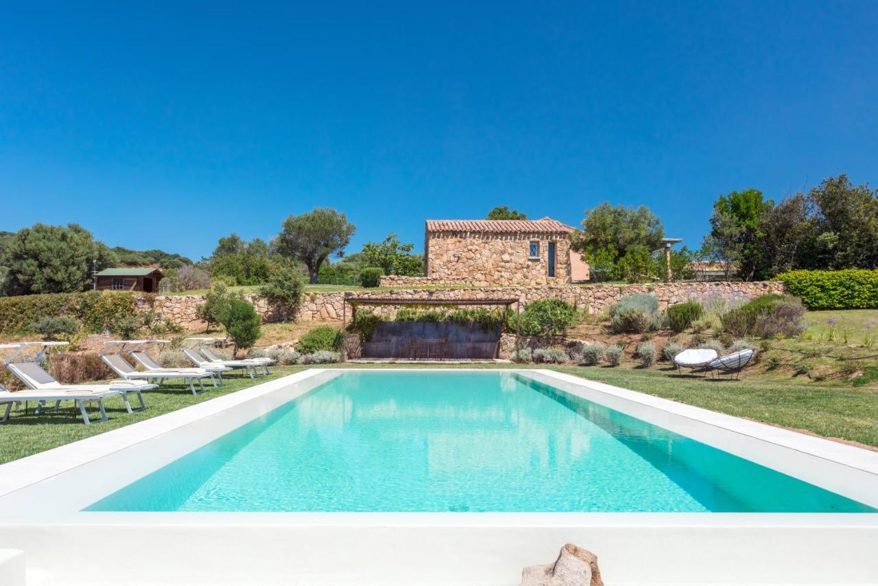 Bed and Breakfast Albero Capovolto Golfo Aranci Exterior foto