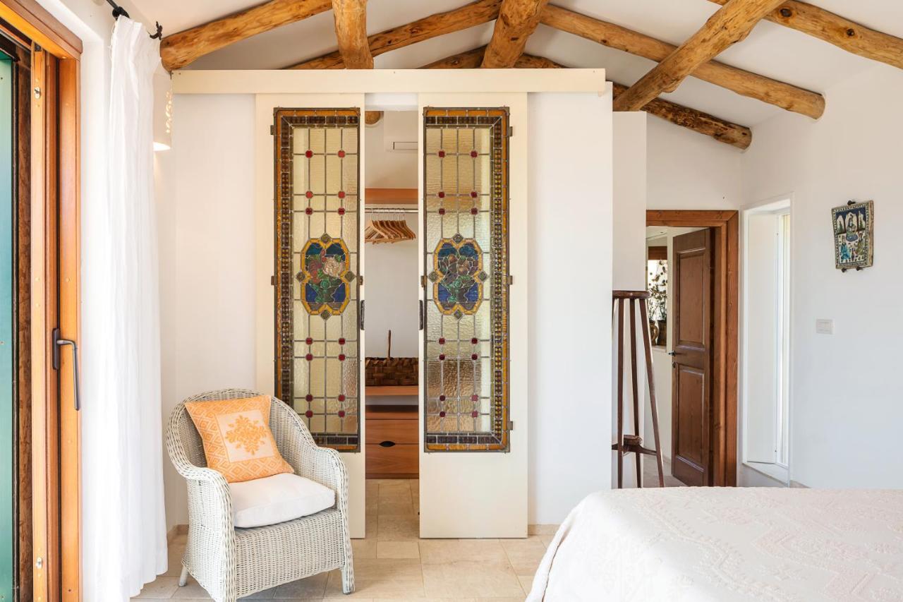 Bed and Breakfast Albero Capovolto Golfo Aranci Exterior foto