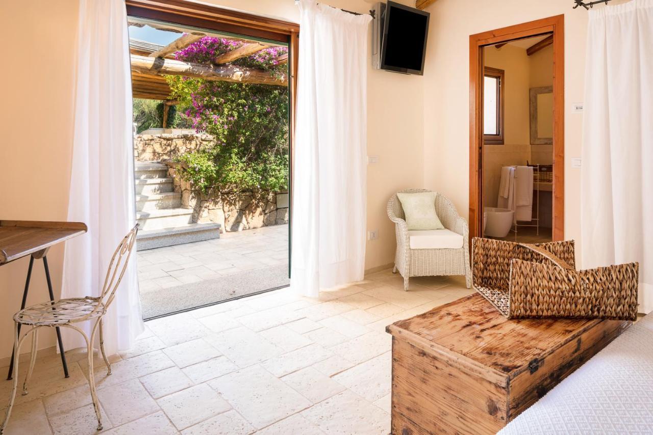 Bed and Breakfast Albero Capovolto Golfo Aranci Exterior foto