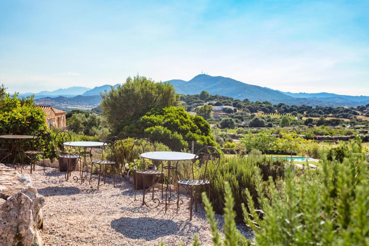 Bed and Breakfast Albero Capovolto Golfo Aranci Exterior foto