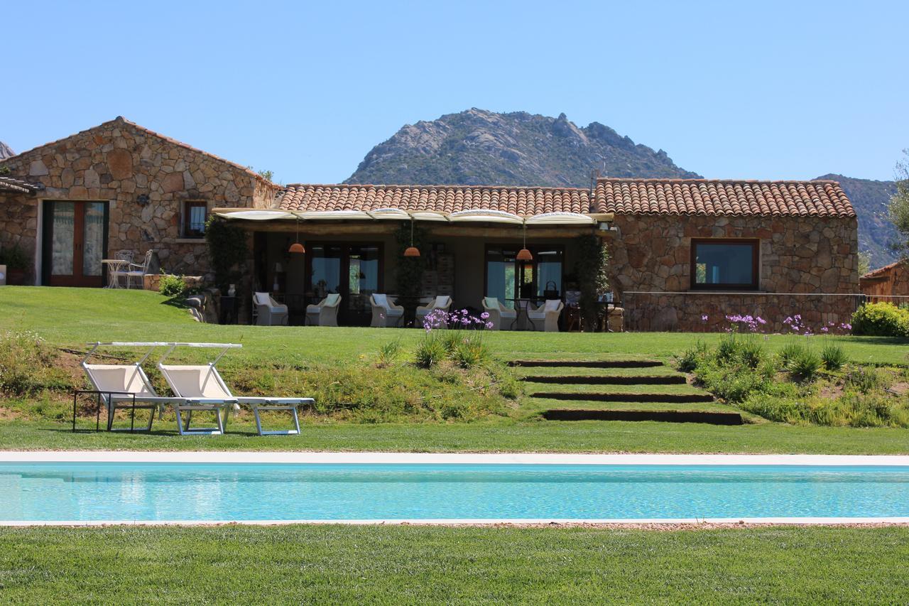 Bed and Breakfast Albero Capovolto Golfo Aranci Exterior foto